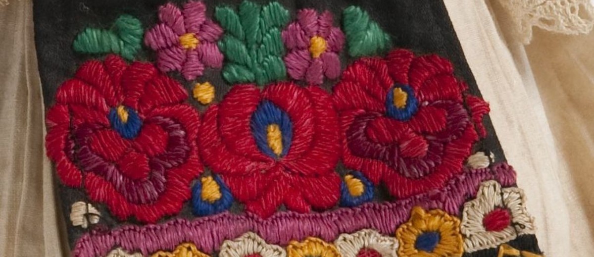 Image: colourful embroidery of flowers