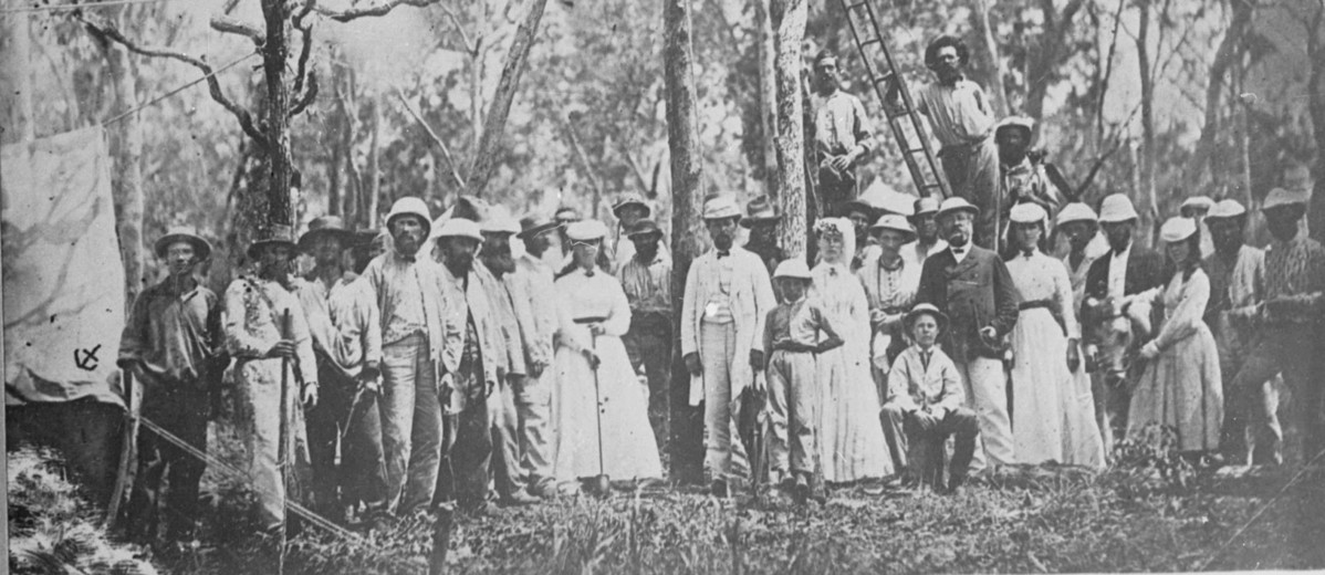 Image: First telegraph pole at Port Darwin