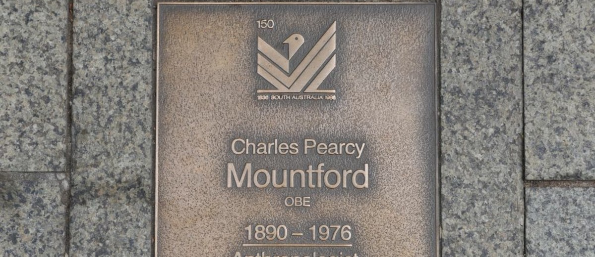 Image: Charles Pearcy Mountford Plaque 