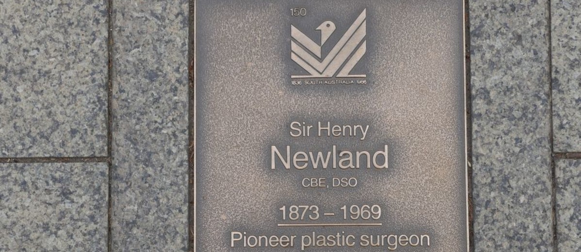 Image: Sir Henry Newland Plaque 