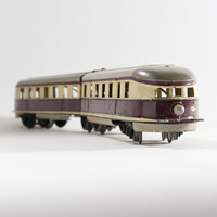 Image: brown and green tin toy train