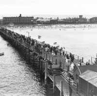 Image: crowds on jetty