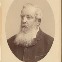 Image: Portait of man with long beard and dark jacket