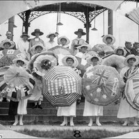 Image: Women with umbrellas