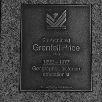 Image: Sir Archibald Grenfell Price Plaque 