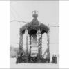 Image: The Royal Visit decorated statue