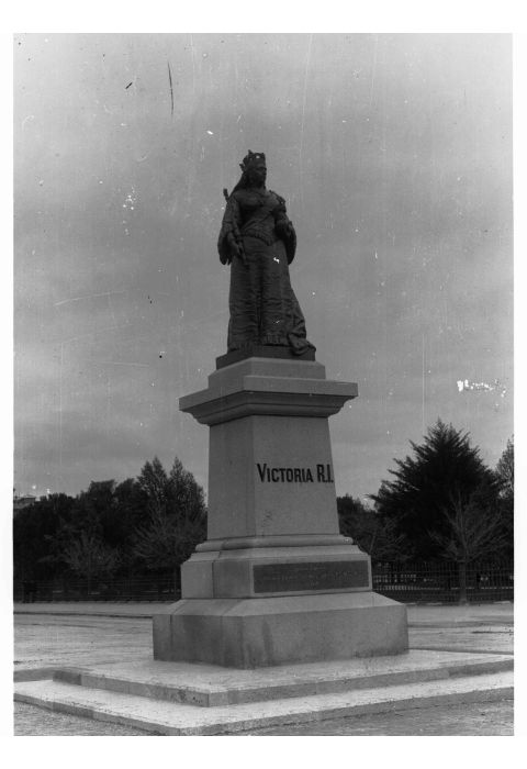 Queen Victoria Monument