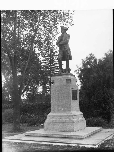 Matthew Flinders Memorial