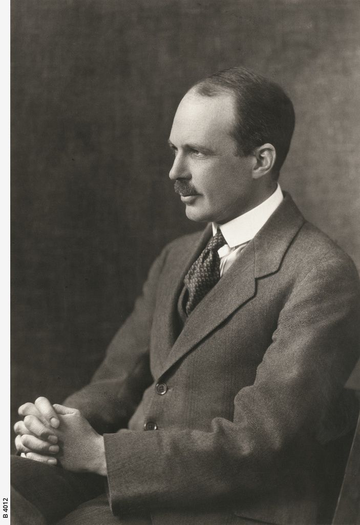 Lawrence Bragg