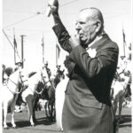 Sir Edward 'Bill' Hayward starting the Adelaide Christmas pageant, c.1960s