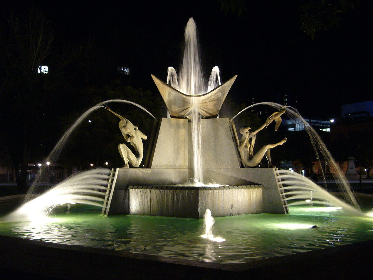 Three Rivers Fountain switched on