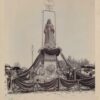 Image: Queen Victoria Statue draped in black following the queen's death