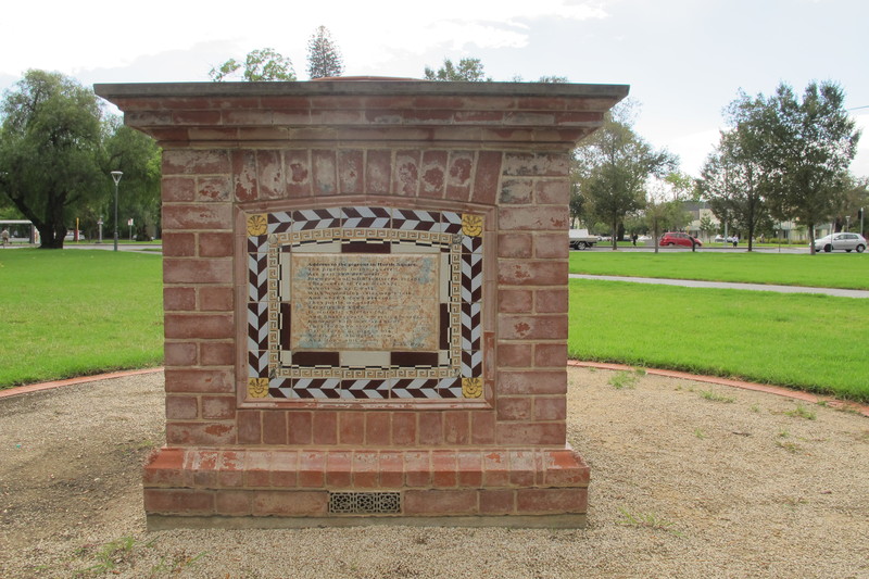 John Jefferson Bray Memorial Fountain