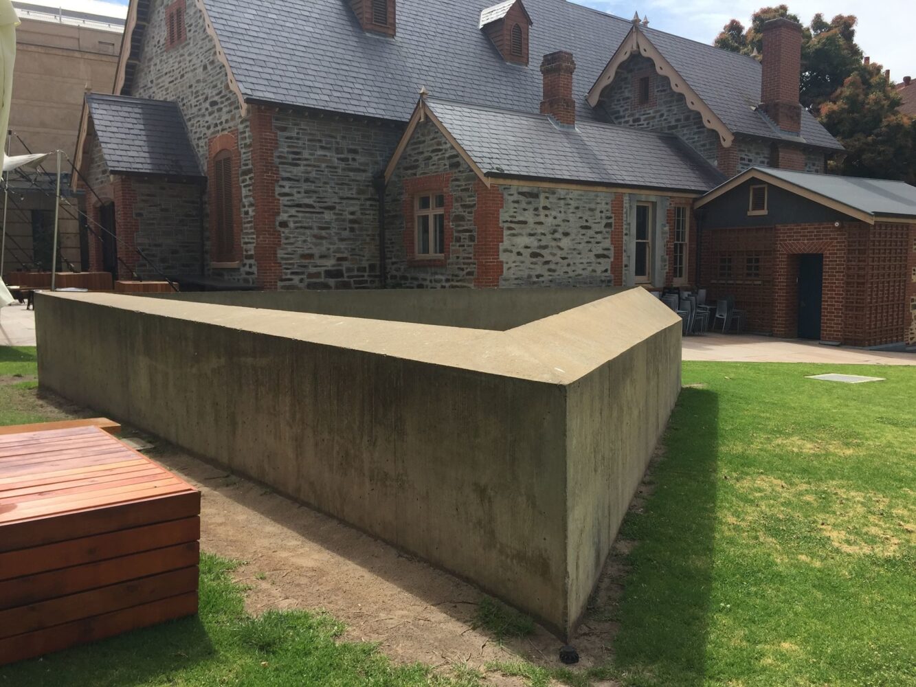 Untitled History Hub