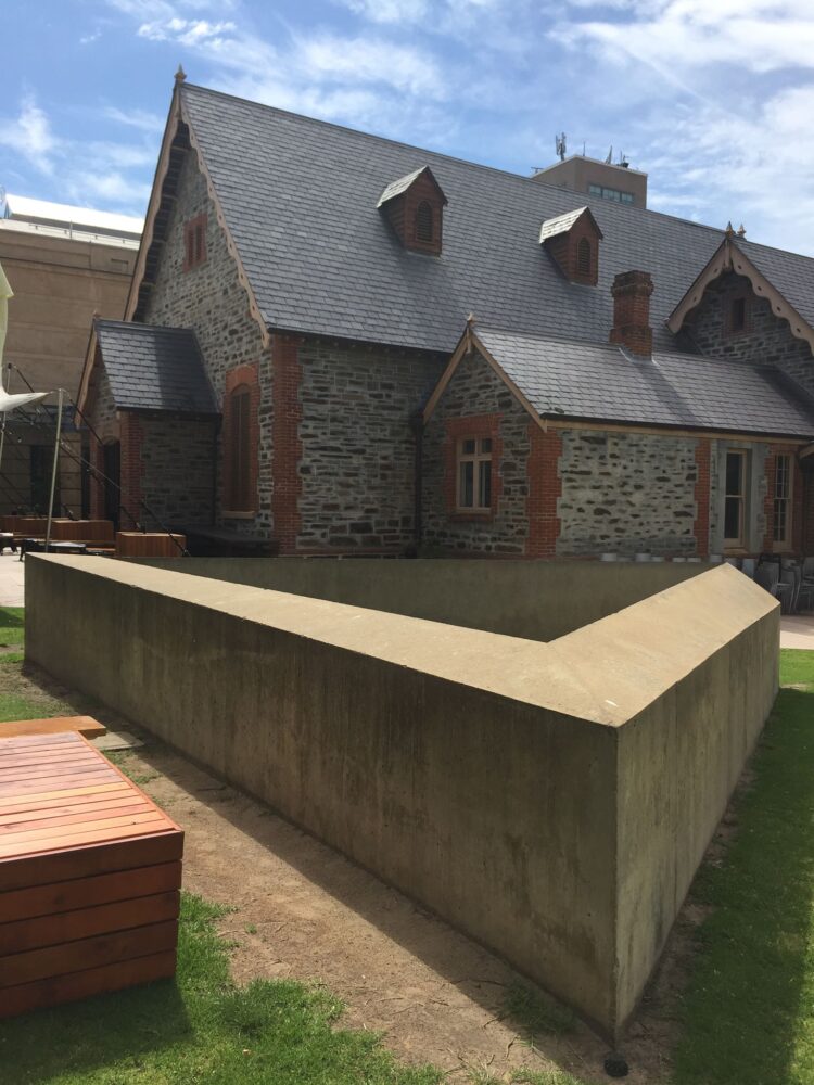 Untitled History Hub