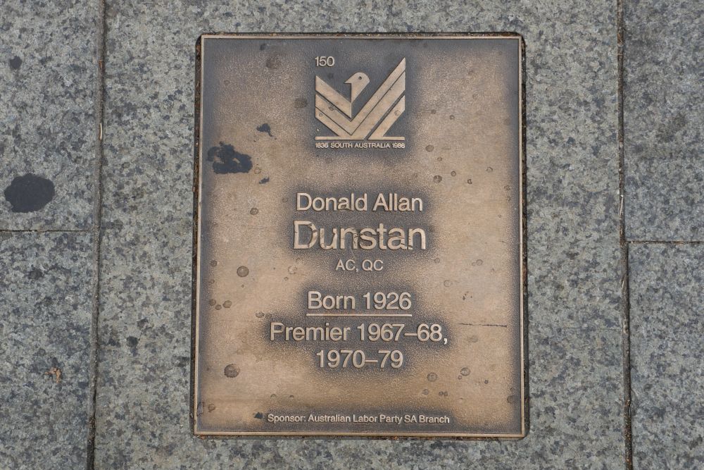 J150 Plaque, Don Dunstan