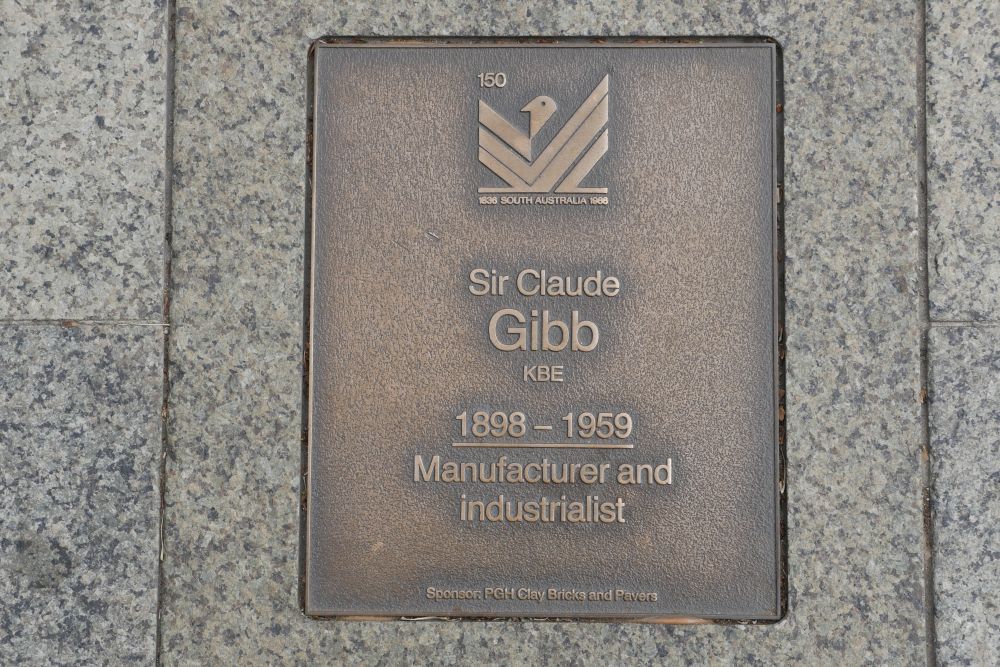 J150 Plaque, Sir Claude Gibb