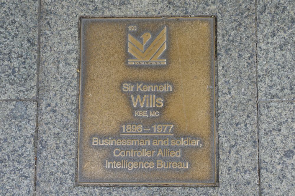 J150 Plaque, Sir Kenneth Wills