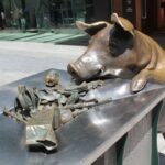 Oliver, bronze pig from A Day Out by Marguerite Derricourt, Rundle Mall, Adelaide